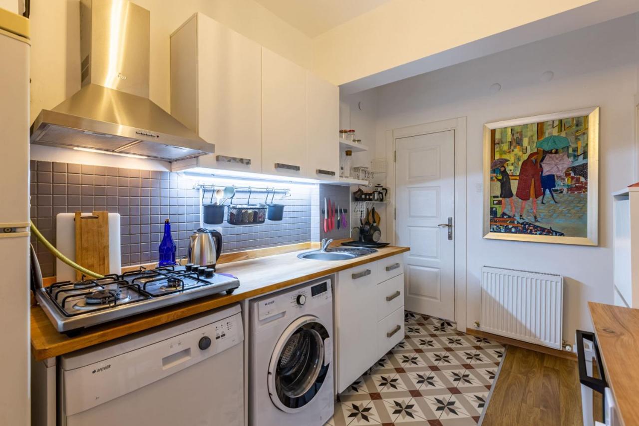 Vibrant Flat In Cihangir With Location *