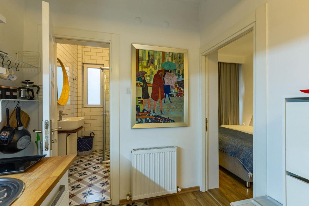 Apartment Vibrant Flat In Cihangir With Location *