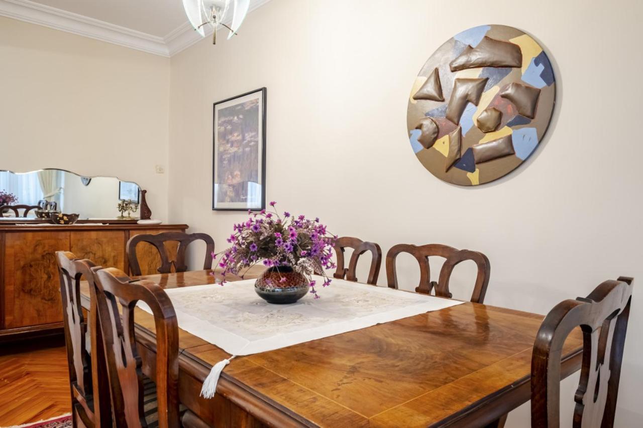 Chic Flat With Balcony Close To Caddebostan Shore Daire