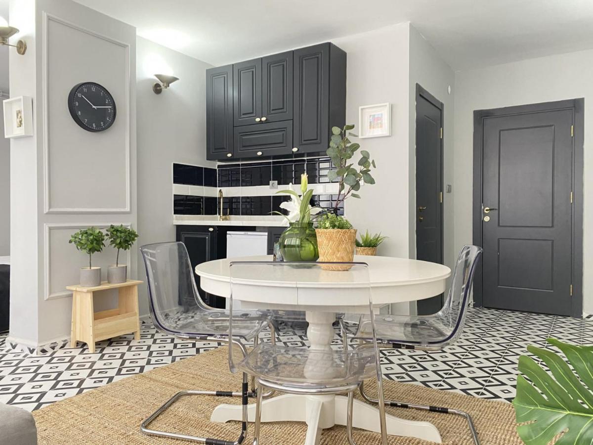 Refreshing And Central Studio Flat In Kabatas Apartamento *