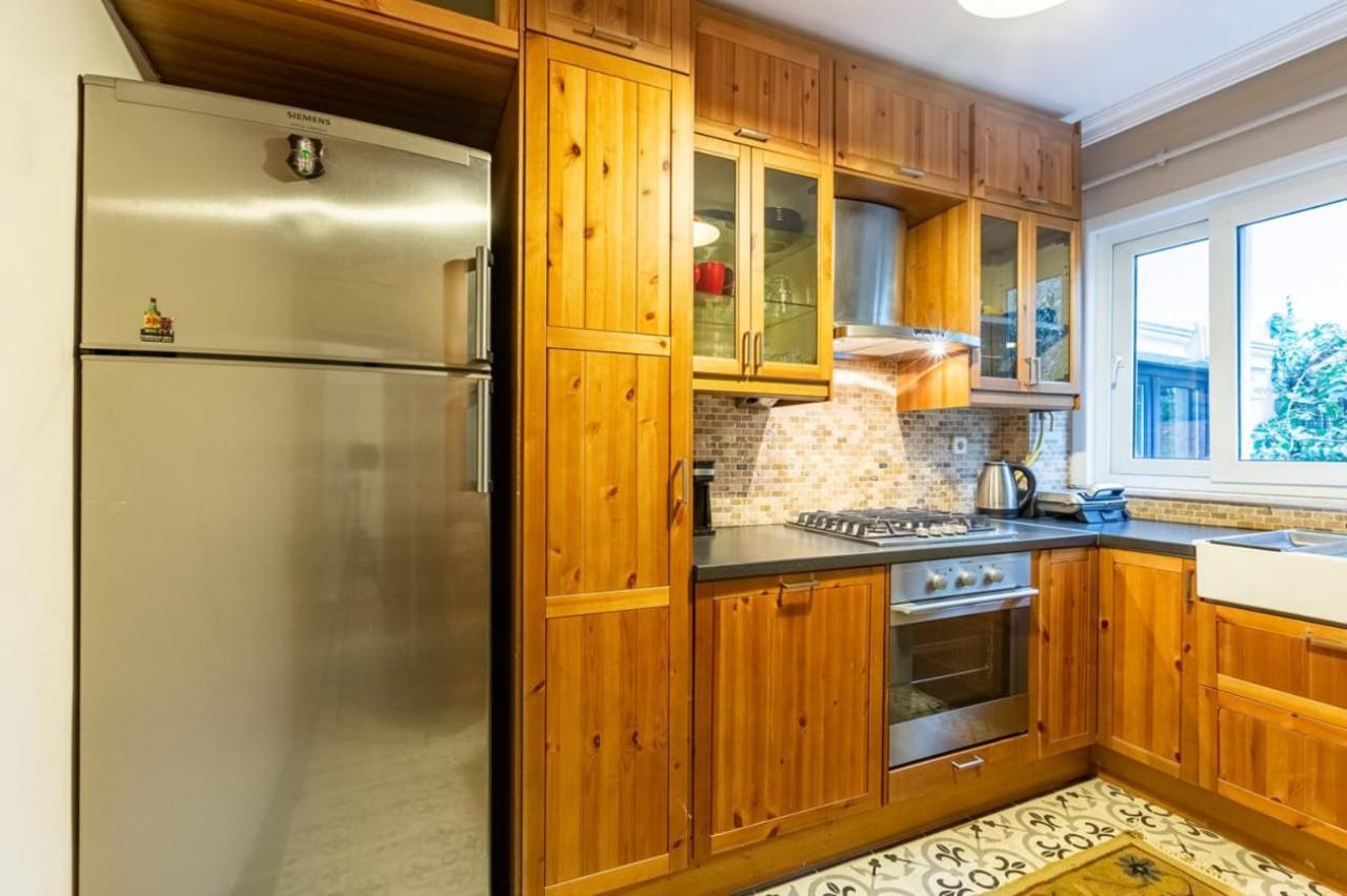 Cozy Flat With Outstanding Bosphorus View In Beyoglu Apartment