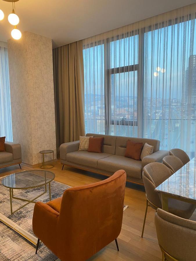 Fortis Yeni Kadikoy By Newinn Daire *
