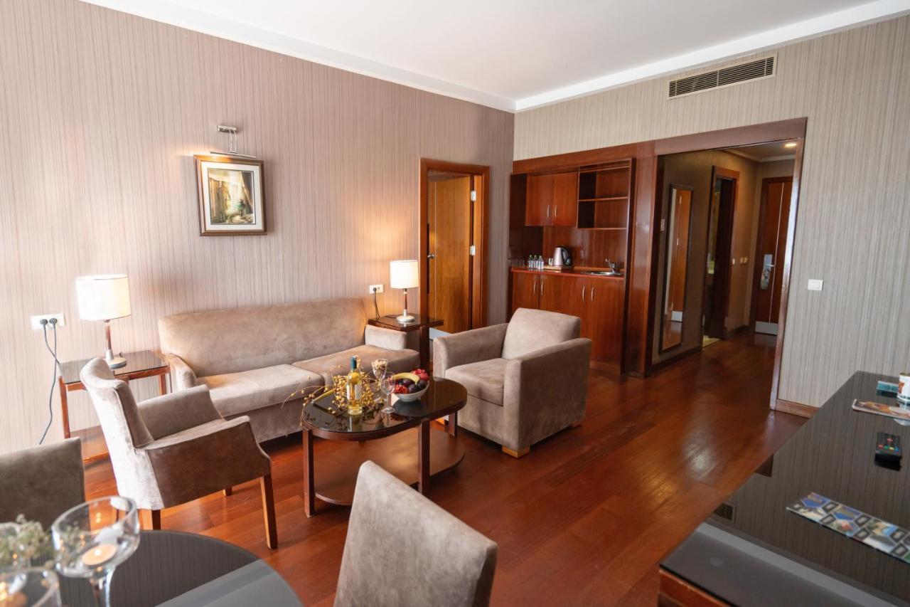 Hotel The Park Bostanci