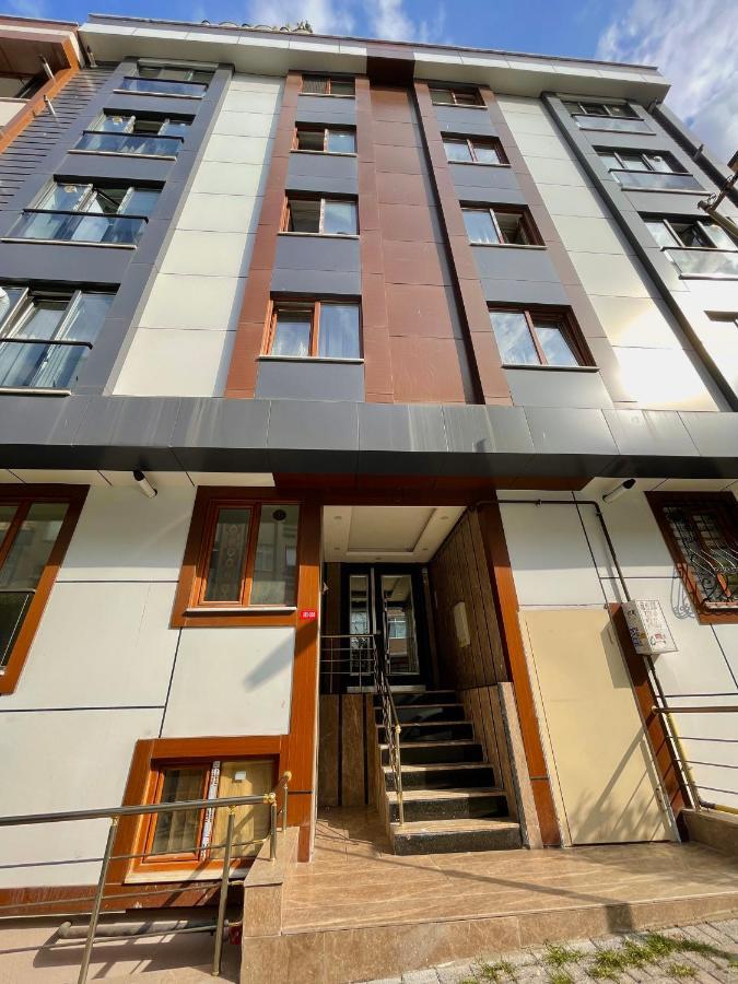 Town Center,suitable For Family,2+1 New Building Apartment Istanbul