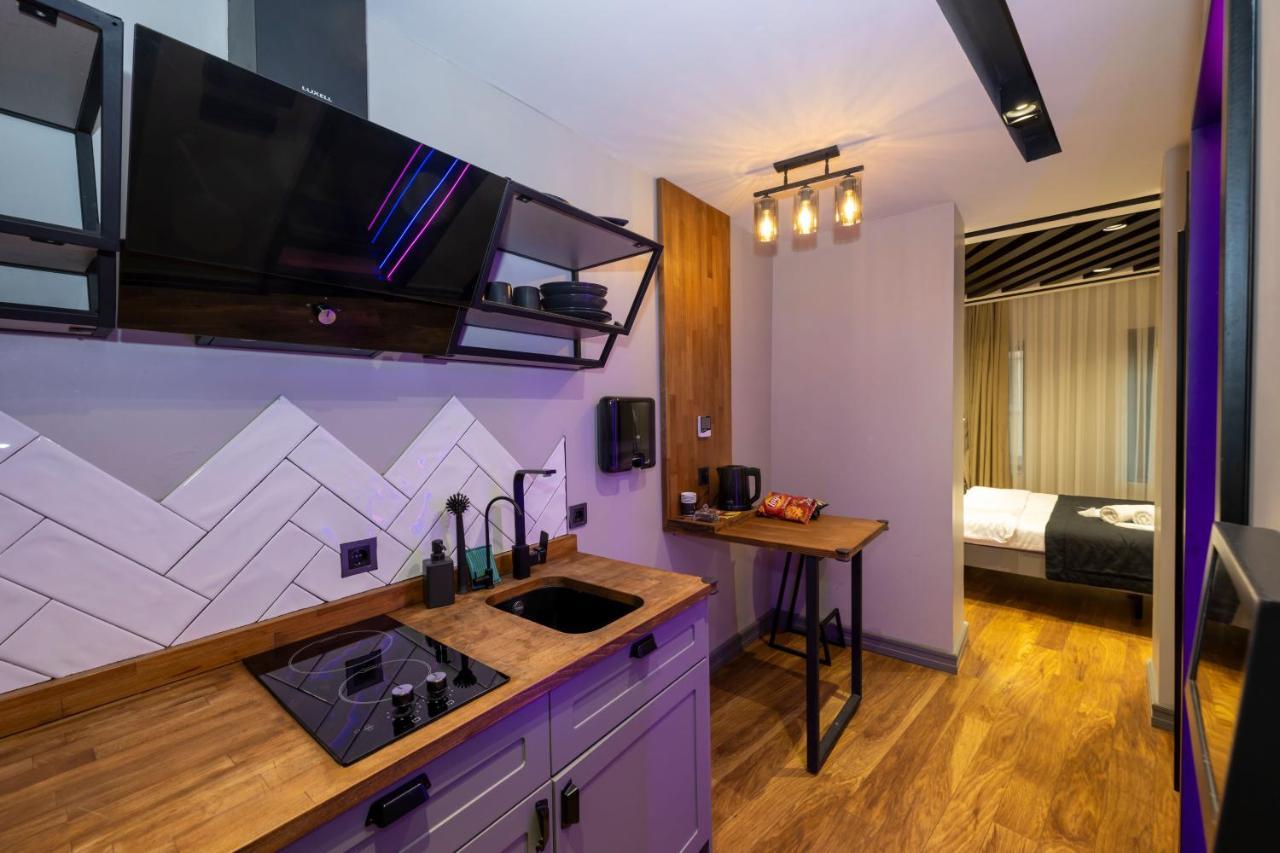 Roe - Taksim Hotel