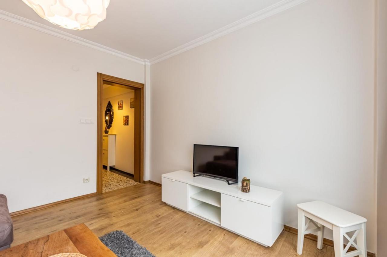 Cozy Flat With Outstanding Bosphorus View In Beyoglu *