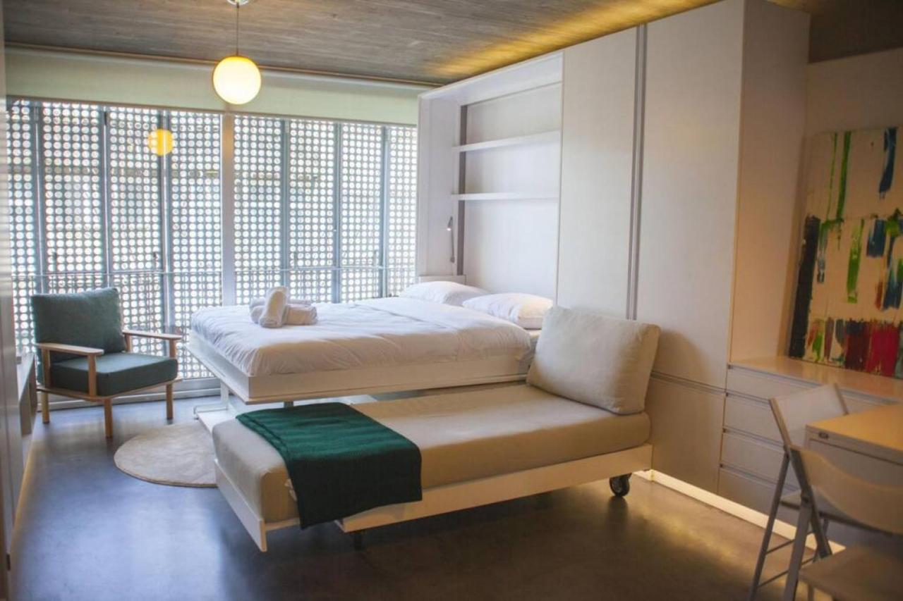Sleek And Duplex House In Beyoglu