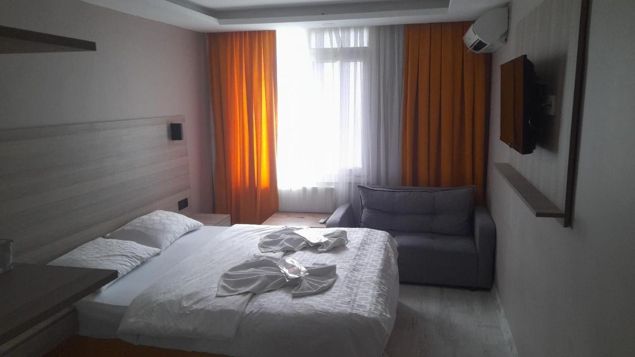 Moon Sirinevler Istanbul