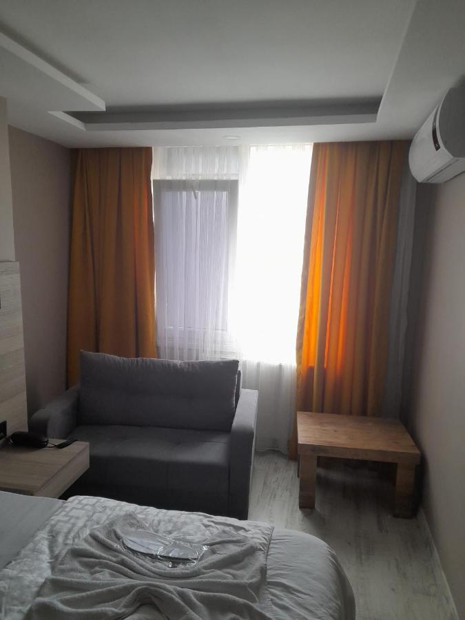 Moon Sirinevler Hotel 2*