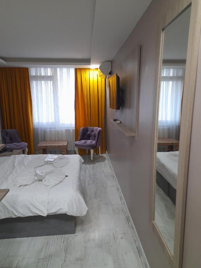 Moon Sirinevler Hotel 2*