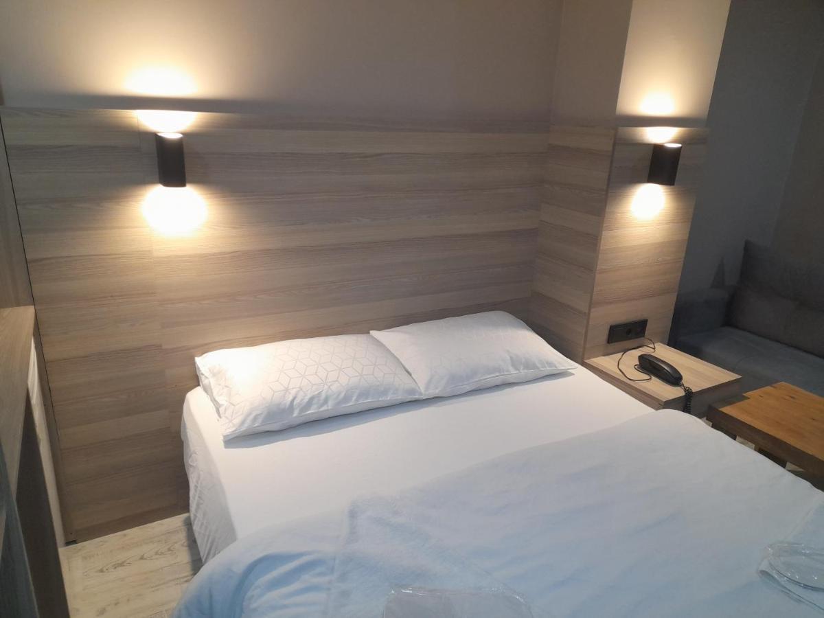Moon Sirinevler Hotel