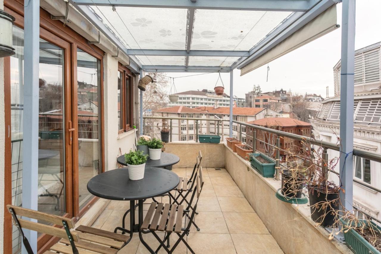 Distinguished Flat 650 M To Galata Tower Istanbul