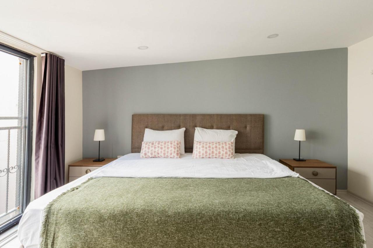 Exquisite Flat With Terrace In Nisantasi *