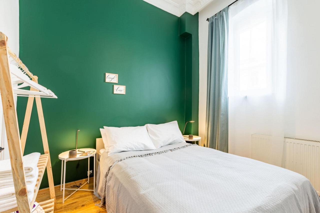 Stylish Flat 5 Min To Taksim Square In Beyoglu Apartment