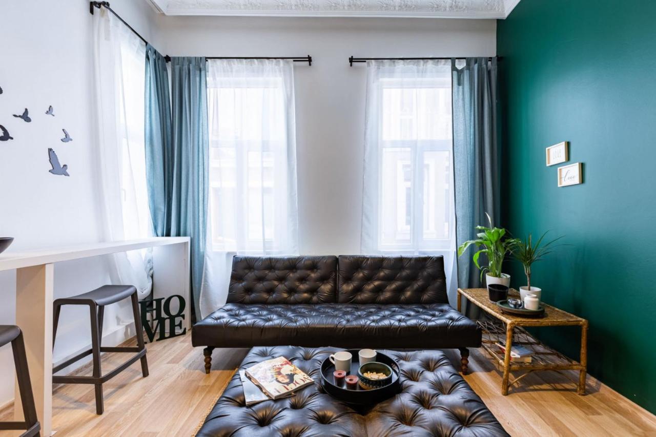 Stylish Flat 5 Min To Taksim Square In Beyoglu Apartment