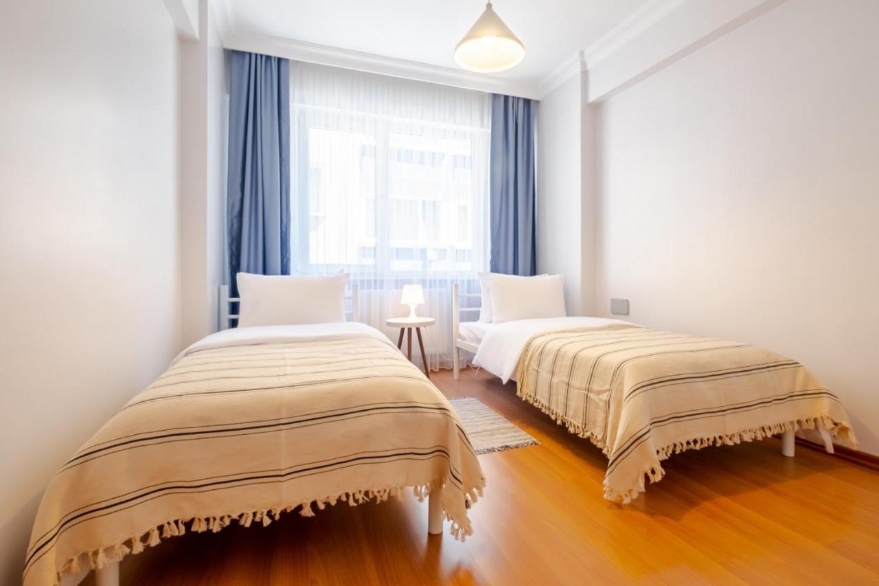 Splendid Flat With Location In Sisli Istanbul