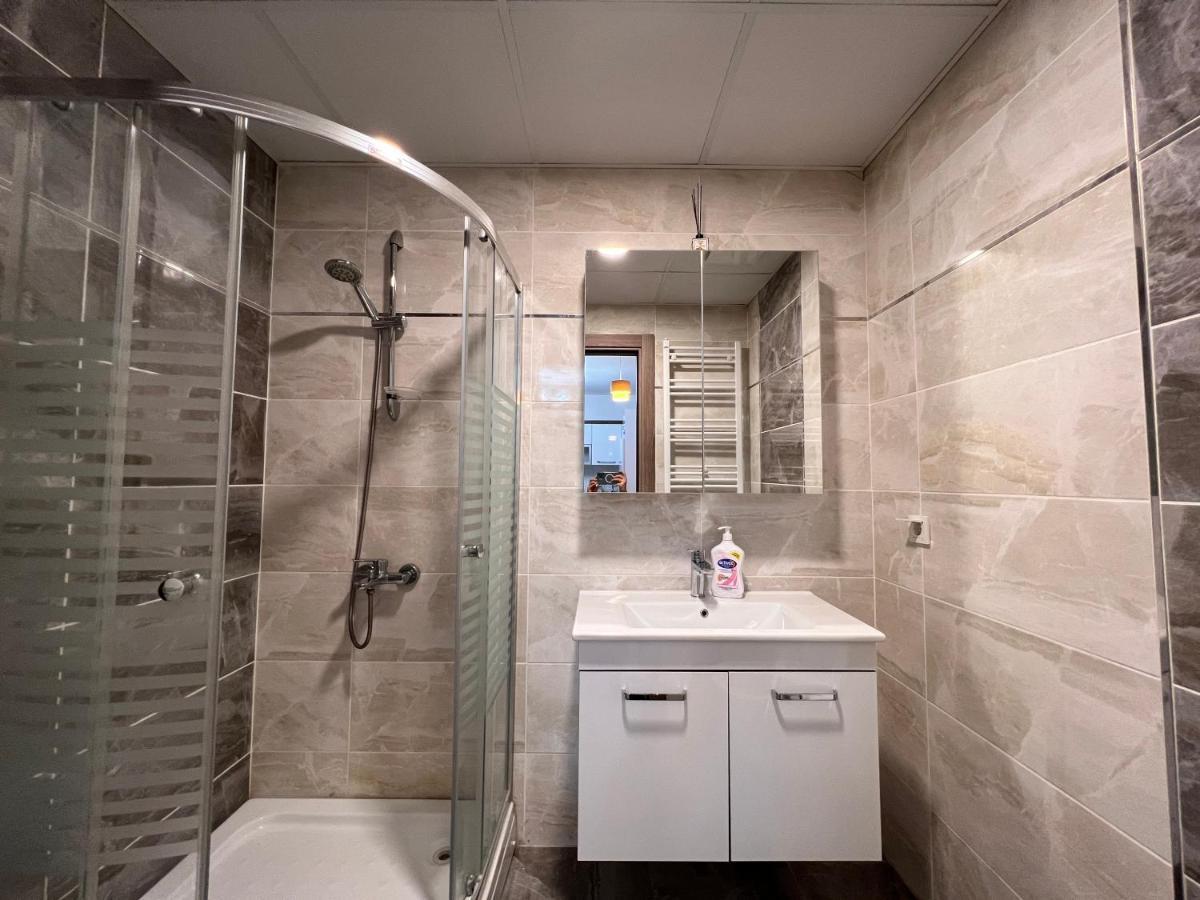 Alpha Home-aris Apartment