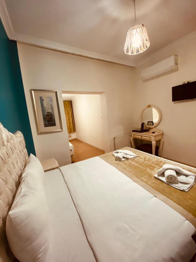 Otel Adora Cafe & Restaurant 3*