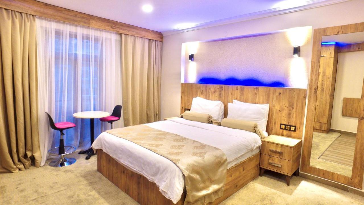 Hotel Nour & Istanbul