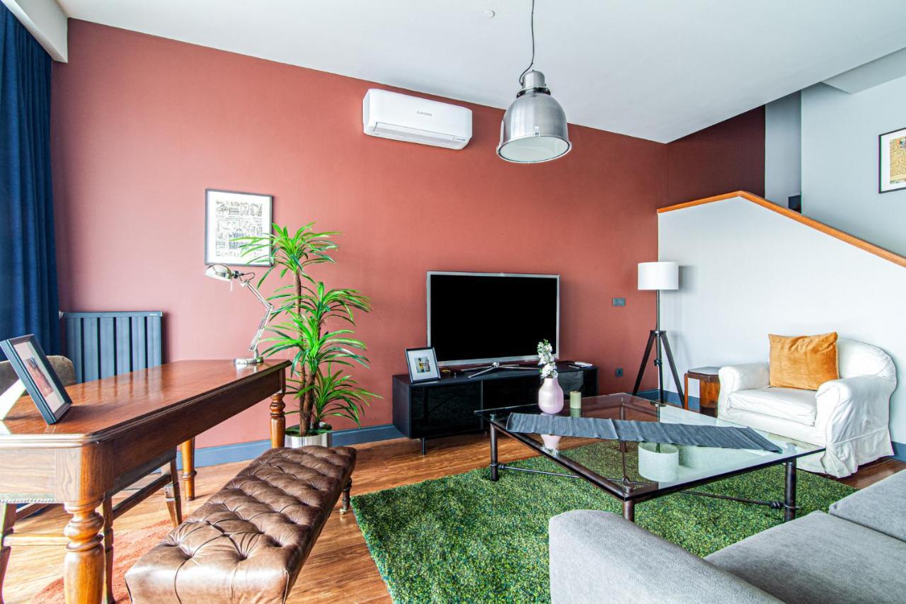 Centrally Located Flat With Balcony In Beyoglu Daire İstanbul