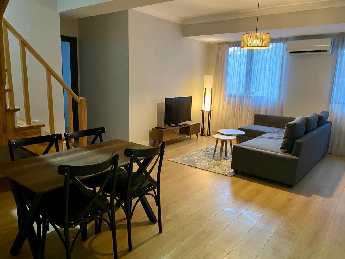 Modern , Spacious, Duplex Apartment *