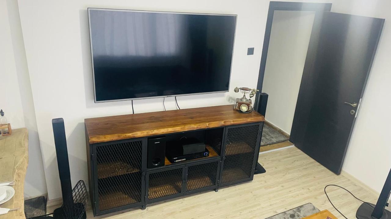 Apartment Lux With Perfect Location