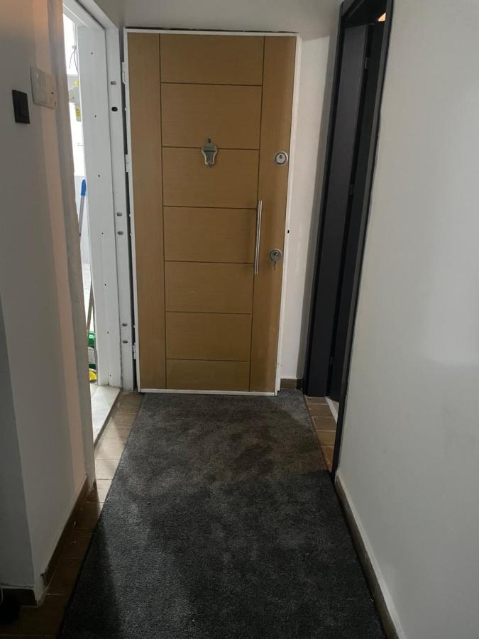 Apartment Lux With Perfect Location *