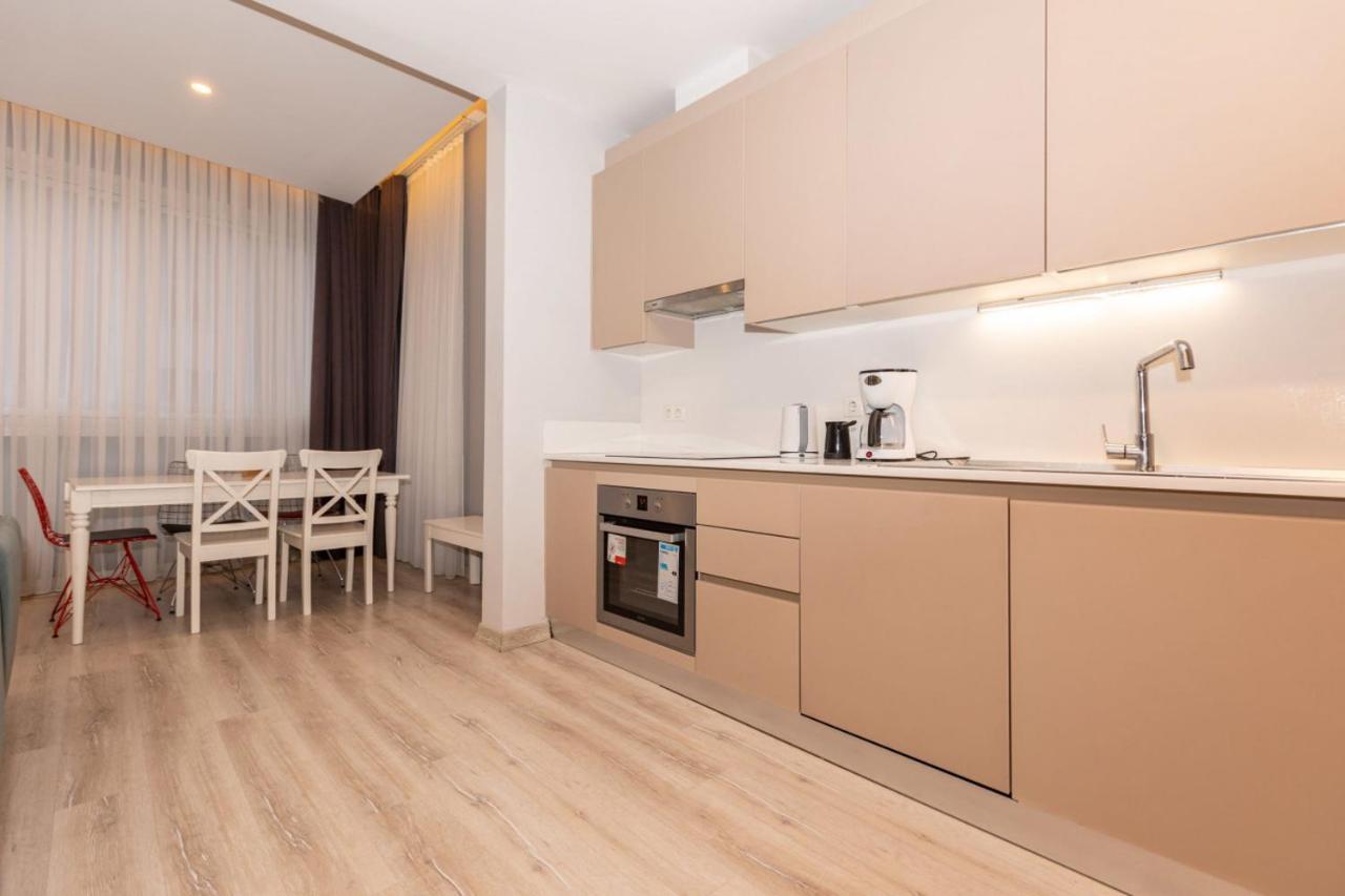 Apartment Modern And Spacious Flat With City View In Sariyer Istanbul
