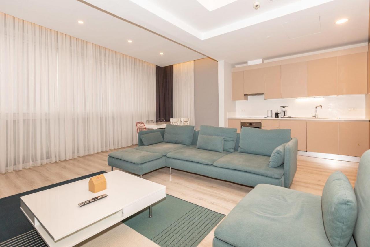 Apartment Modern And Spacious Flat With City View In Sariyer Istanbul