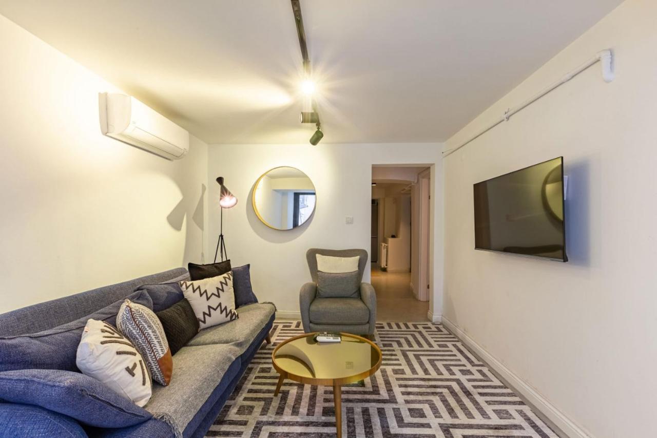 Apartment Excellent Flat With Lovely Backyard In Cihangir