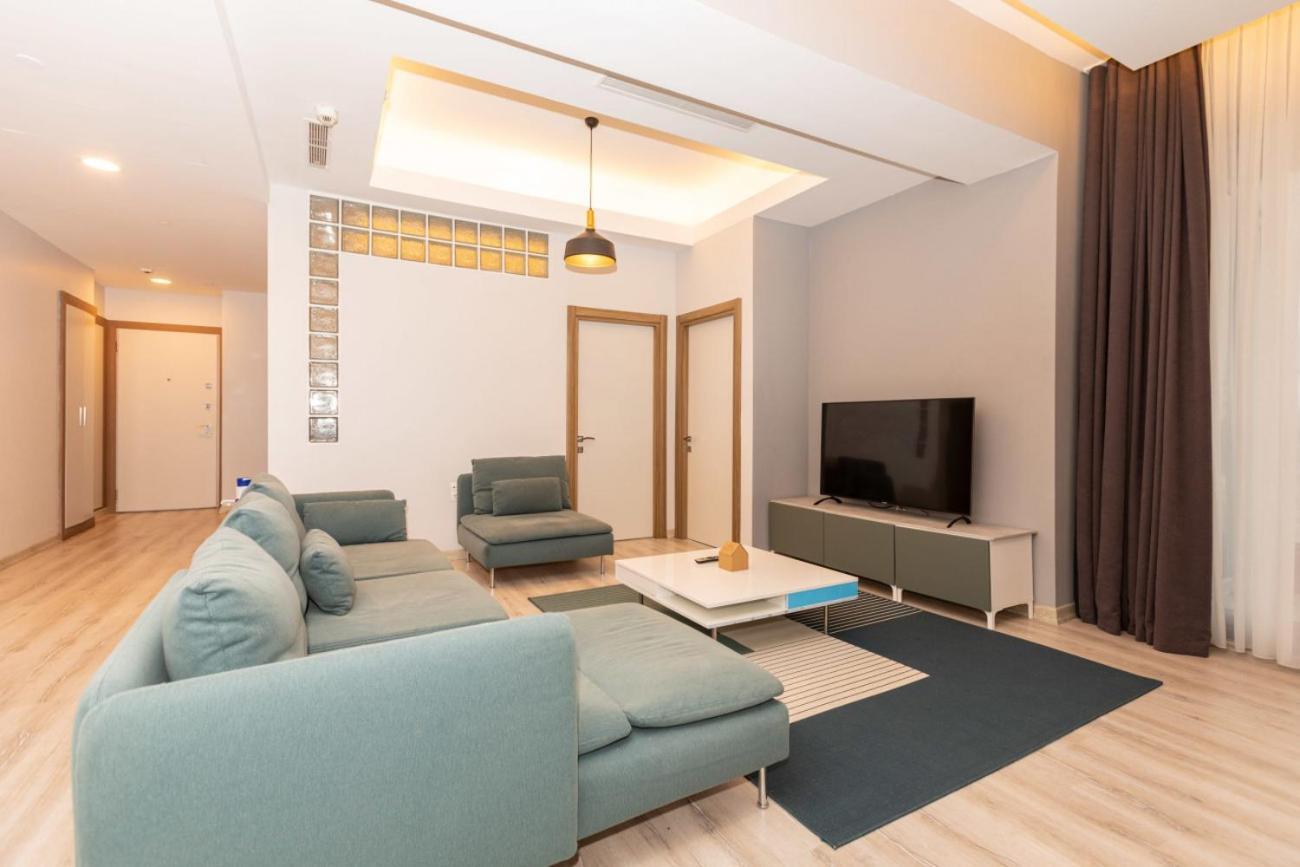 Modern And Spacious Flat With City View In Sariyer Istanbul