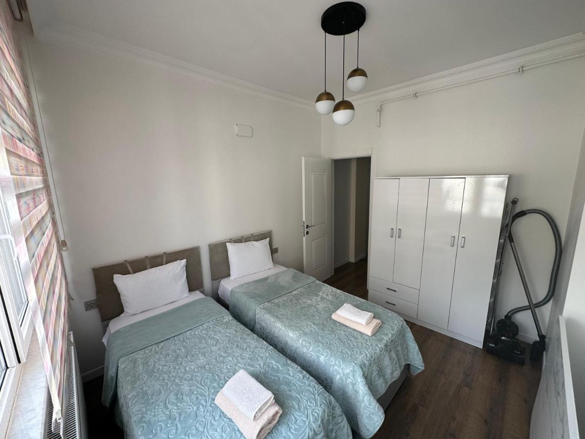 Apartment Center Of In Besiktas 2 1 With 2 Bathroom And 3 Air Conditioner Istanbul