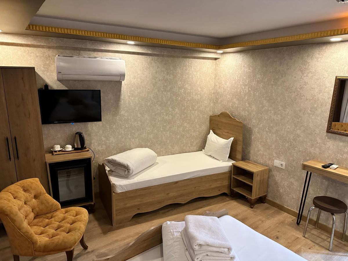 Golden Sail Old Hotel 2*