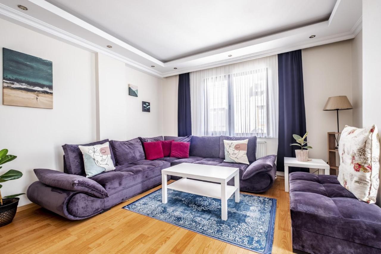Flat In Maltepe With Balcony Near Shopping Malls Apartment Istanbul
