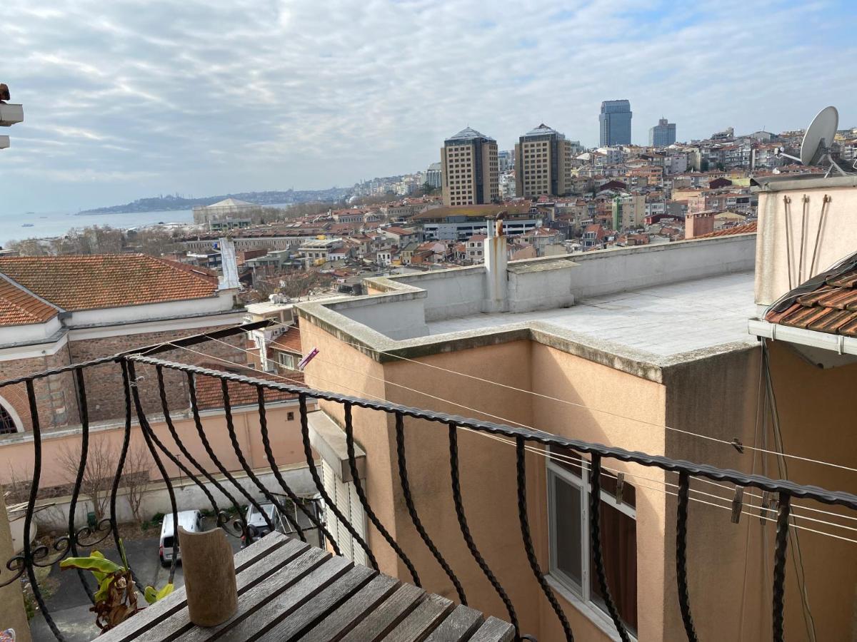 Apartment Bosphorus In The Center Of Besiktas Istanbul