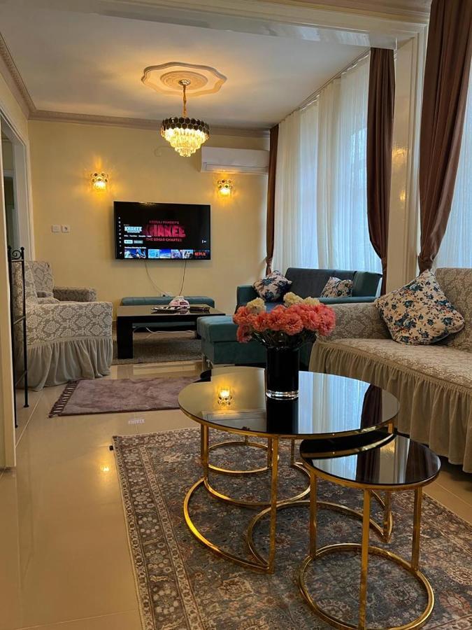 Apartment Lovely 3-bedroom In Sisli