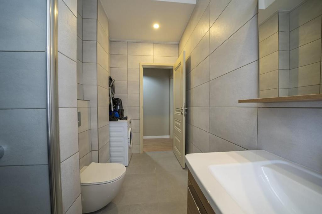 Historic 2 Bedroom Galata Apt-heart Of Kuledibi 1 * Istanbul