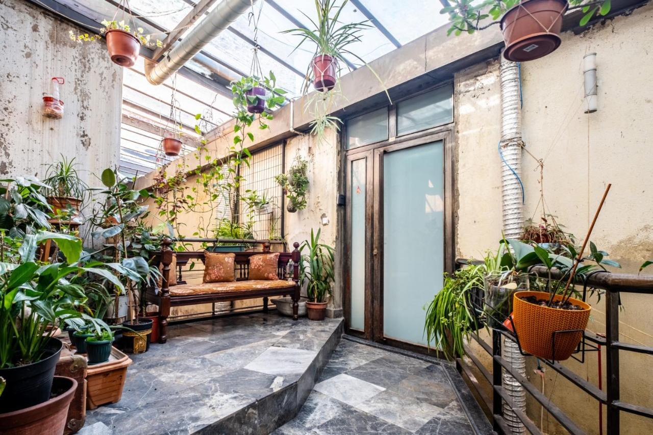 Authentic Flat With Excellent Location In Beyoglu