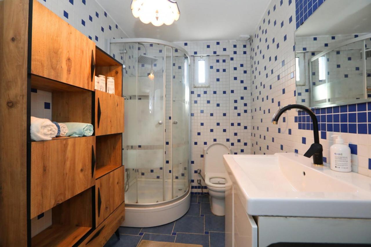 Exclusive Flat With Bosphorus View In Besiktas Apartment *
