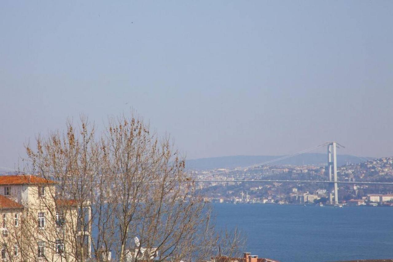 Sleek And Duplex House In Beyoglu Istanbul