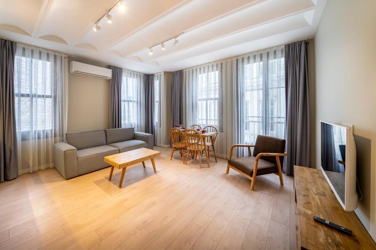Historic 2 Bedroom Galata Apt-heart Of Kuledibi 1