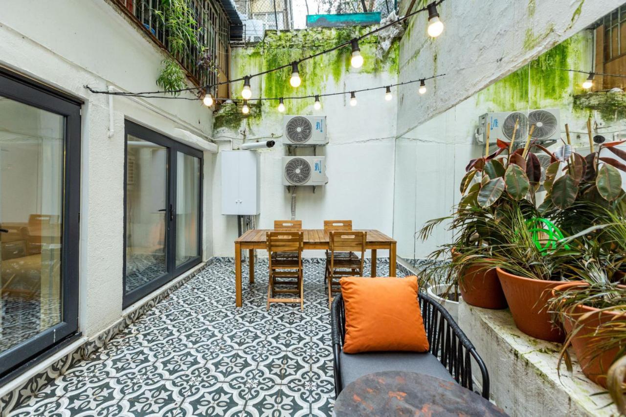 Excellent Flat With Lovely Backyard In Cihangir * Istanbul