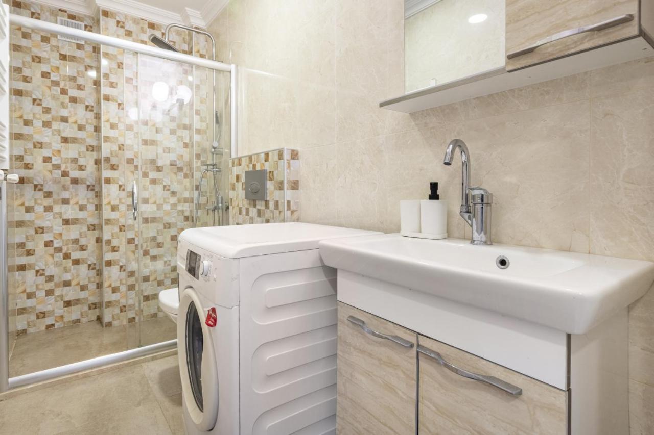 Apartment Refreshing In Beyoglu Istanbul