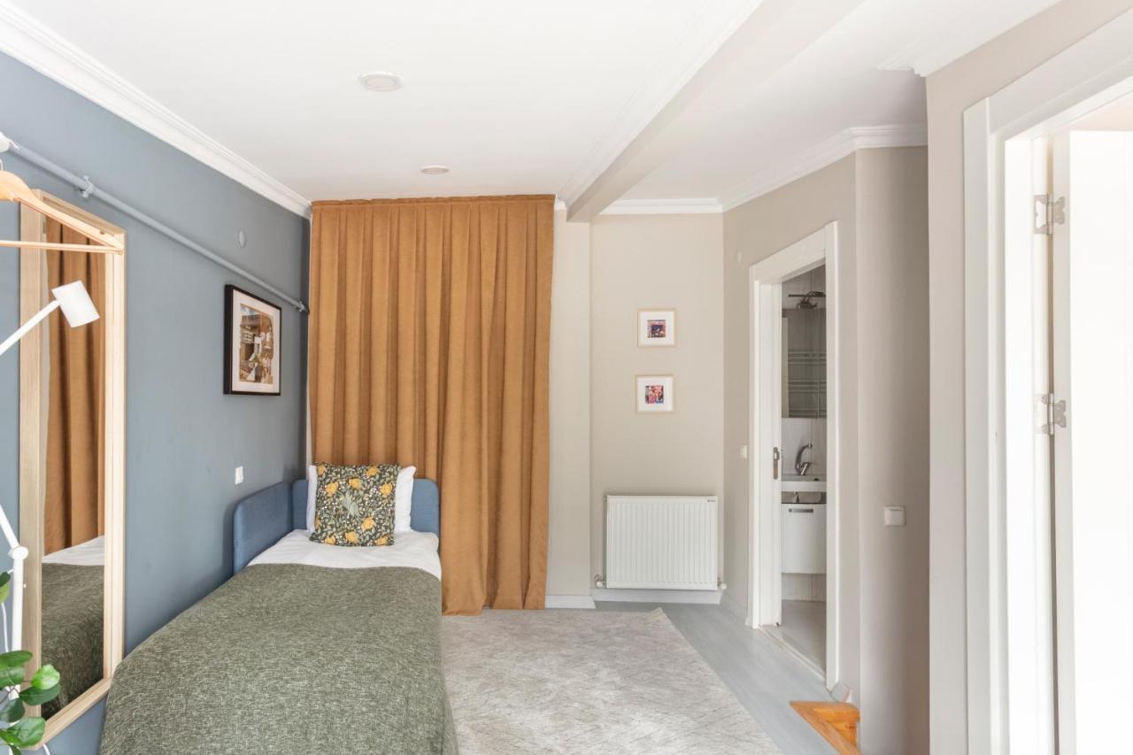 Distinguished Flat 650 M To Galata Tower * Istanbul