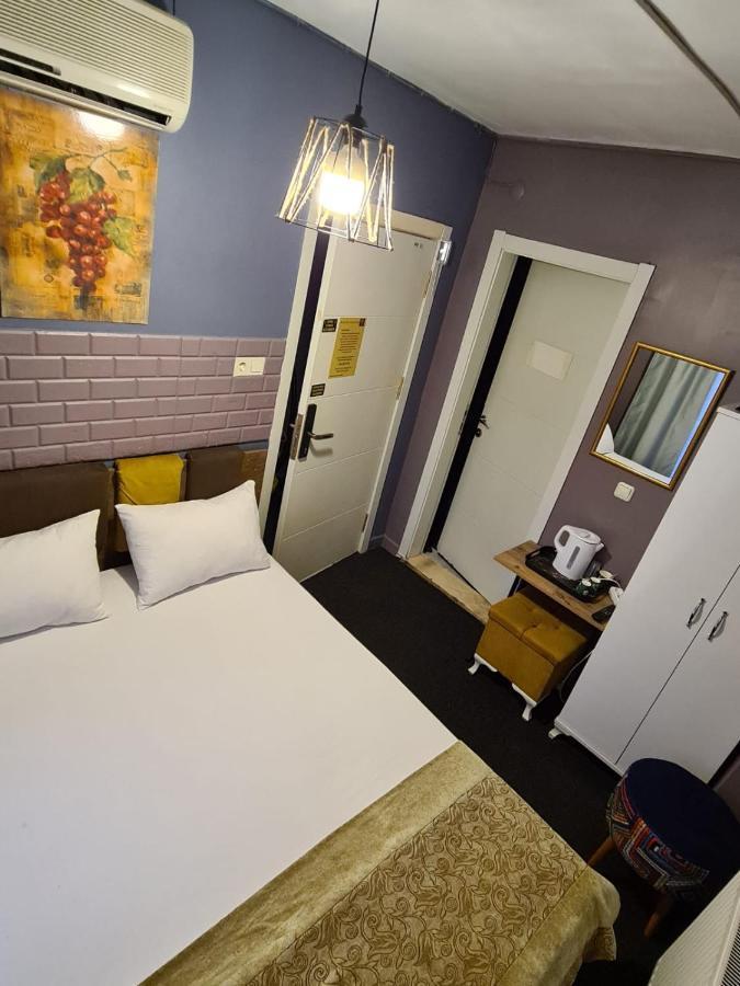 Retro Hotel