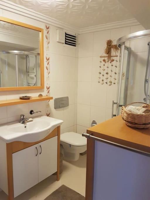 Daire Peaceful Hometown With Perfect Sea And Forest View İstanbul