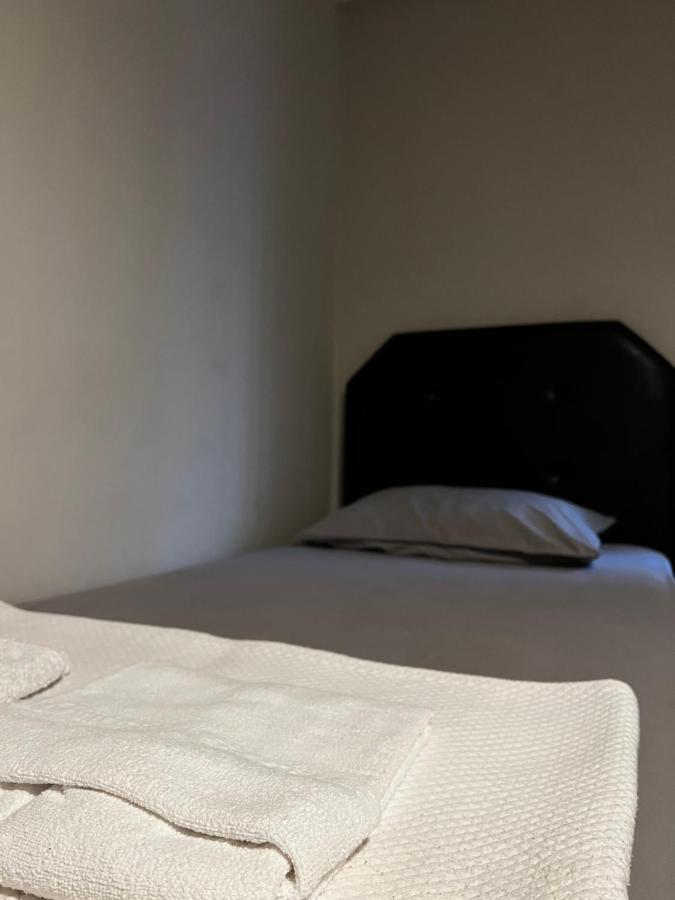 Khavi Airport Apertment Homestay Istanbul
