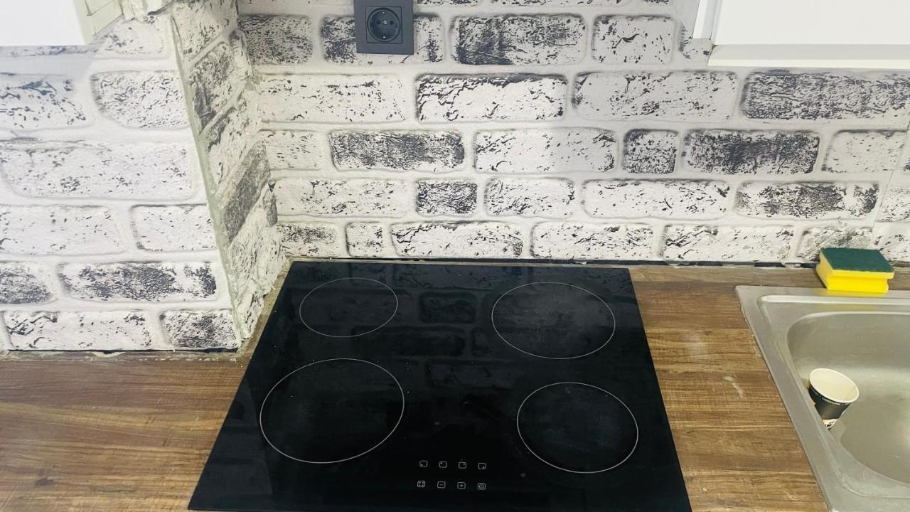 Apartment Lux With Perfect Location *