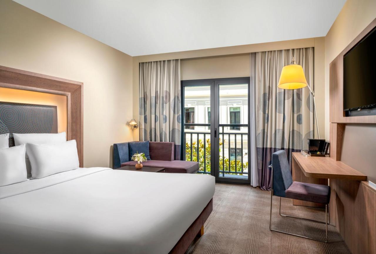 Novotel Bosphorus 5*