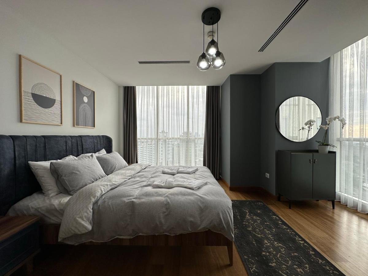 Luxury Modern 3 Bedroom & 2 Bath In Mashattan Residence, Maslak Sariyer Apartment *